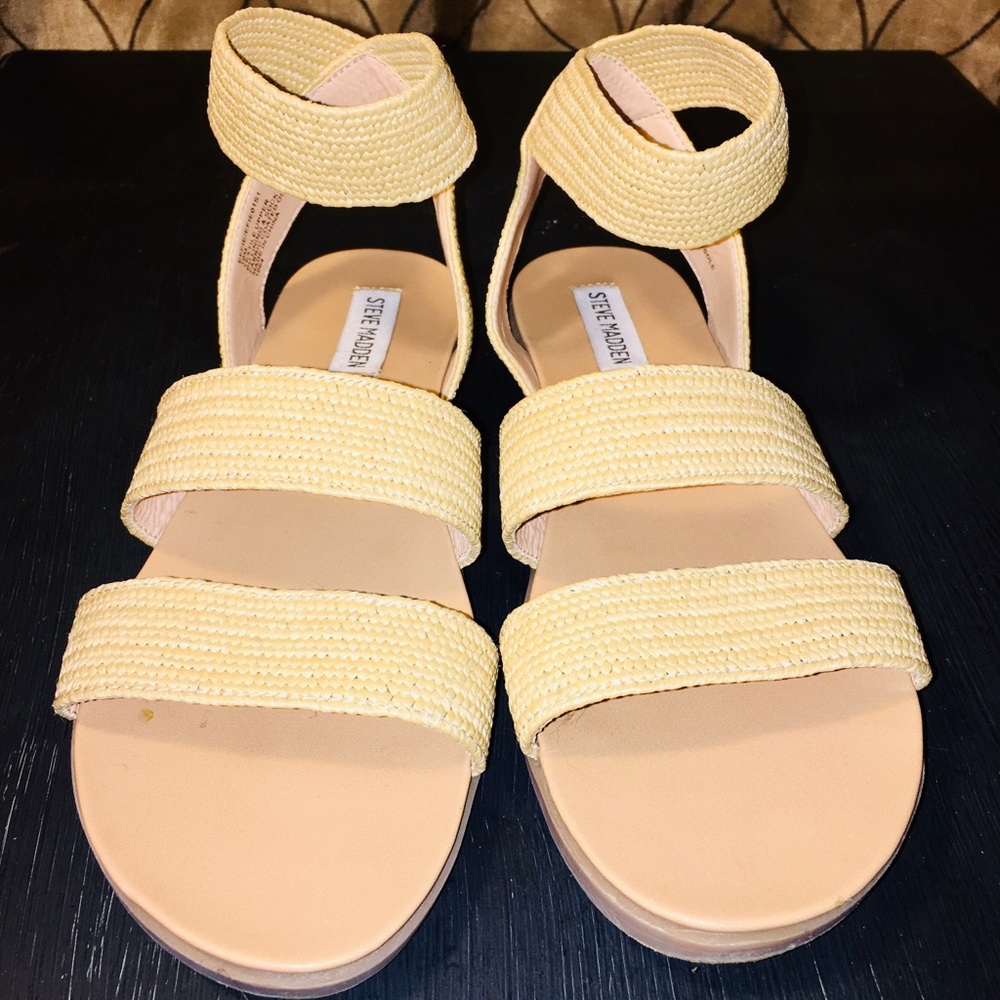 Steve Madden Sandals - Picture 2 of 4